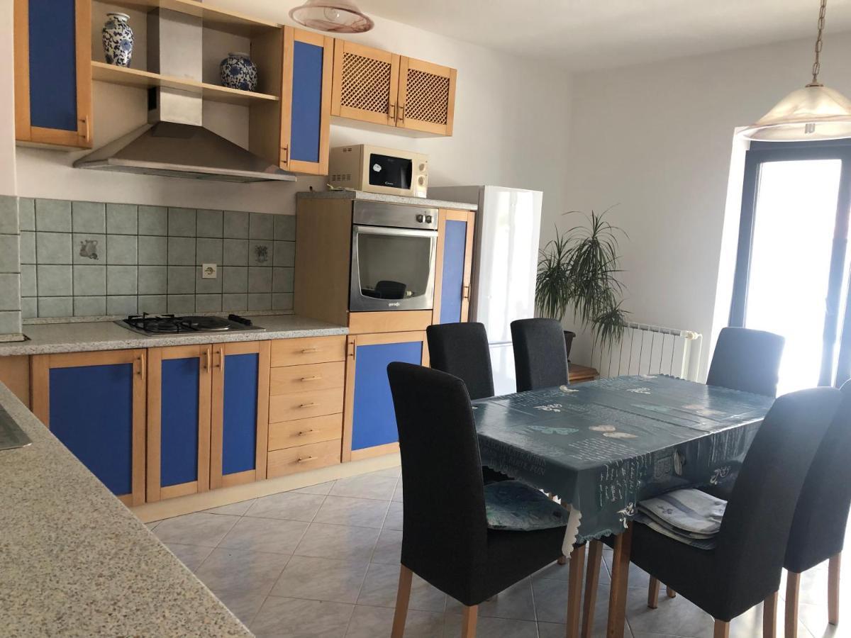 Apartments Palit Rab Eksteriør bilde